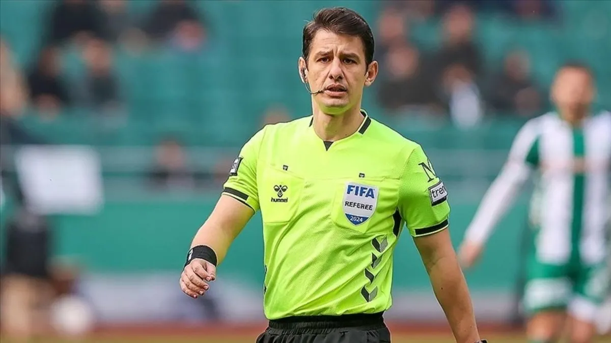 Roma-Viktoria Plzen maçında Halil Umut Meler düdük çalacak