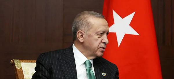 son-dakika-astanada-tarihi-zirve-baris-masasi-kuruluyor-baskan-erdogan-putin-ile-bir-araya-geldi-iste-masadaki-1665658140012.jpg Son dakika: Başkan Erdoğan Astana'daki tarihi zirvede Putin ile görüştü! Putin'den flaş açıklama: Türkiye'yi en büyük merkez yapacağız - 4