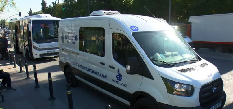 İstanbul'da yol kenarında 'cenaze taşıma' tartışması: Saatlerce bekletildi! "Araba burada ama bizi götüren yok"