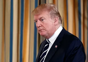 Trump: Öğretmenleri silahlandıralım