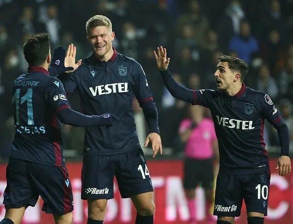 altay-1-trabzonspor-2-mac-sonucu-firtina-izmirde-son-anlarda-guldu-1640114162604.jpg Altay: 1 - Trabzonspor: 2 MAÇ SONUCU | Fırtına İzmir'de son anlarda güldü - 6