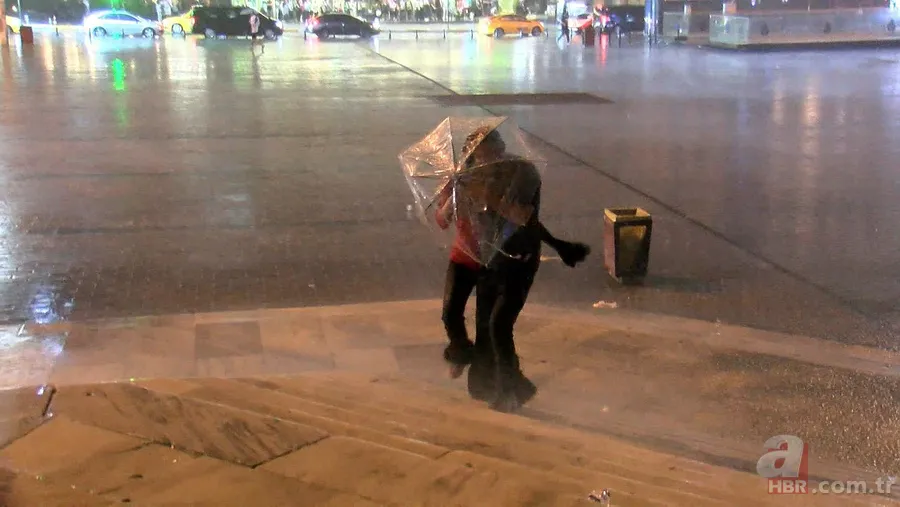 Mart kılığında Temmuz yaşanıyor! İstanbul'da sağanak yağış ne zaman bitecek? Meteoroloji son dakika hava durumu uyarısı 11