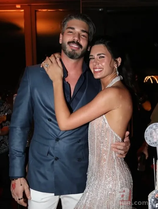 Demet Akalın'dan olay yorum! Şükrü Özyıldız'ın sevgilisini öyle bir eleştirdi ki... 5