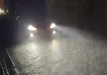 Ordu'da sağanak sel getirdi! Cadde ve yollar göle döndü