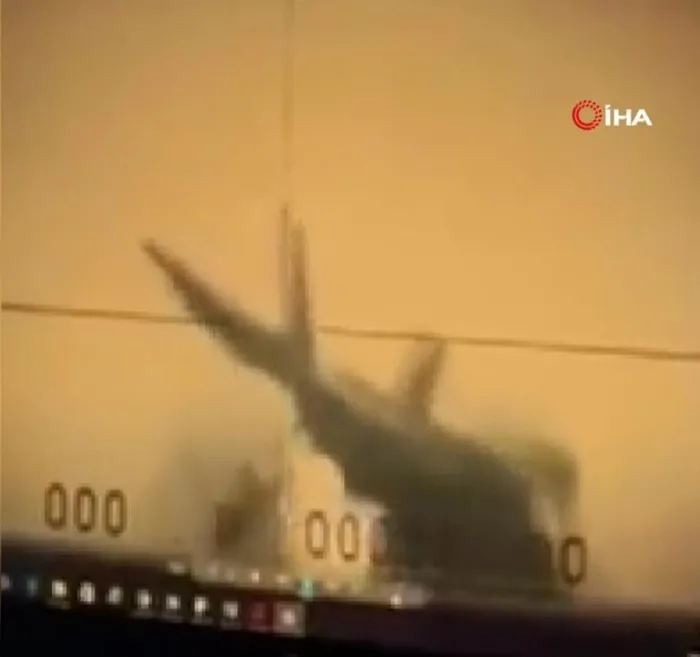 Son dakika: Yeni görüntüler sızdı: ABD’nin F-35 savaş uçağının düşme anı! İki ülkeyi karşı karşıya getirmişti