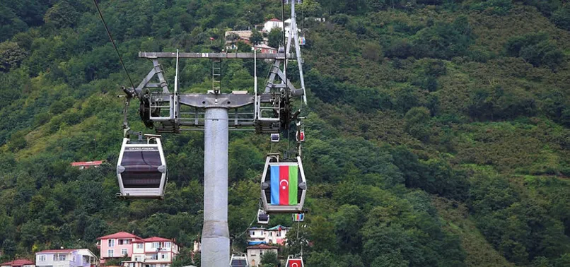 Ordu'da teleferiğe Türk ve Azerbaycan bayrakları asıldı! "Bugün Ordu'da Elbet Karabağ'da"
