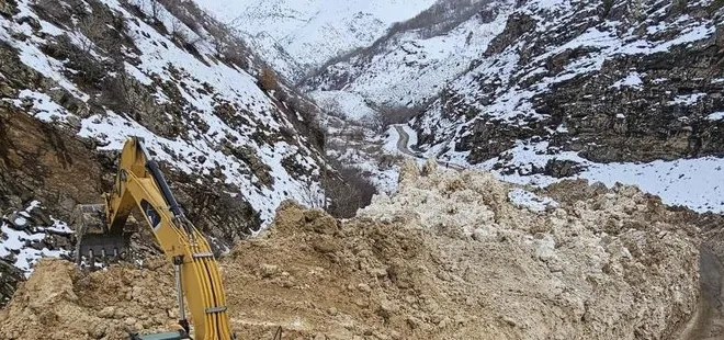 Van Çatak’ta çığlar düşmeye devam ediyor