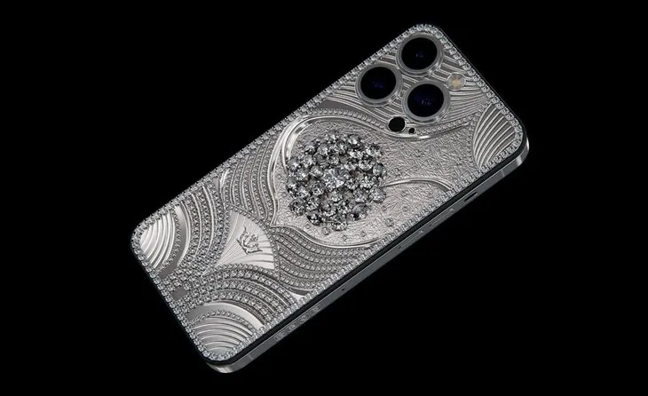 15 milyona satılıyor! iPhone 15 Pro modeli Apple’dan önce satmaya sundu!