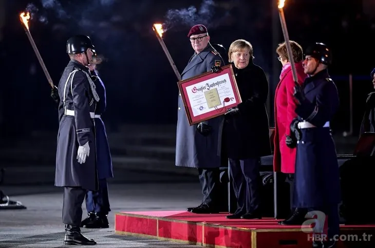 Almanya Başbakanı Angela Merkel için askeri veda töreni! Dikkat çeken anlar....