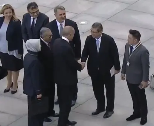 Ankara'ya önemli ziyaret! Başkan Erdoğan, Malezya Başbakanı'nı karşıladı - 4