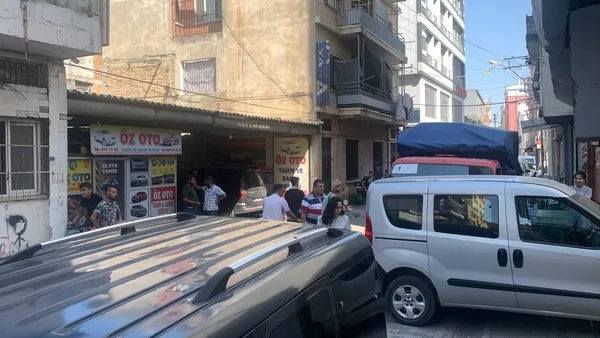 adanada-kan-donduran-olay-19-yasindaki-genci-yolda-yururken-vurup-oldurduler-1663333480286.jpg Adana’da kan donduran olay! 19 yaşındaki genci yolda yürürken vurup öldürdüler - 1