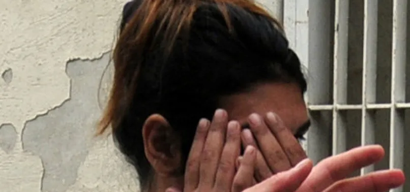 15 aylık kızını öldürdüğü iddia edildi; hakim karşısına çıktı