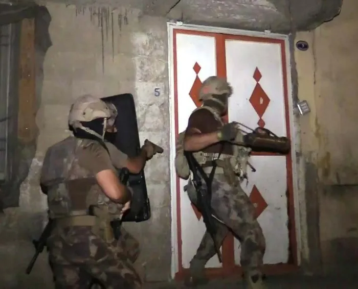 Son dakika: Cumhuriyet tarihinin bir seferde en büyük narkotik operasyonu: 253 gözaltı