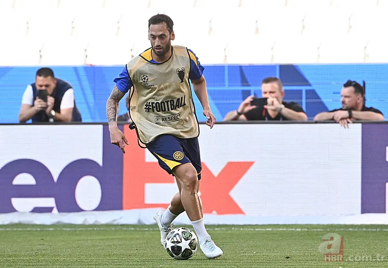 Galatasaray Hakan Çalhanoğlu için kesenin ağzını açtı! İşte Inter'e önerilecek rakam 2