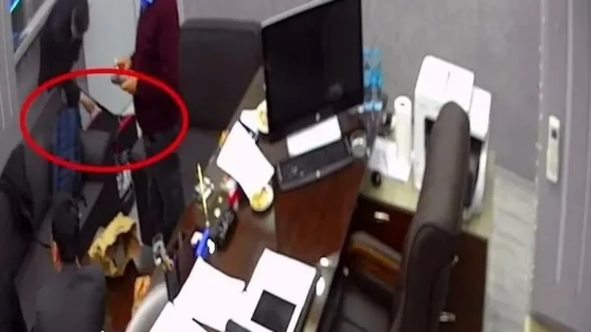 CHP'deki kara para skandalında yeni görüntü patladı! Çantanın ağırlığından sürükleyerek götürdüler...