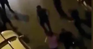 Babası annesini vurdu sokak ortasında kriz geçirdi