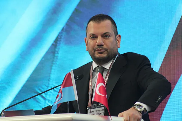 son-dakika-trabzonsporun-yeni-baskani-ertugrul-dogan-secildi-1679841527146.jpg Son dakika: Trabzonspor'un yeni başkanı Ertuğrul Doğan seçildi! İşte yeni yönetim kurulu listesi... - 2