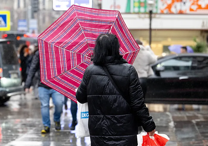 1734751675504.jpeg Meteoroloji Genel Müdürlüğü sağanak ve fırtına uyarısında bulundu (AA)