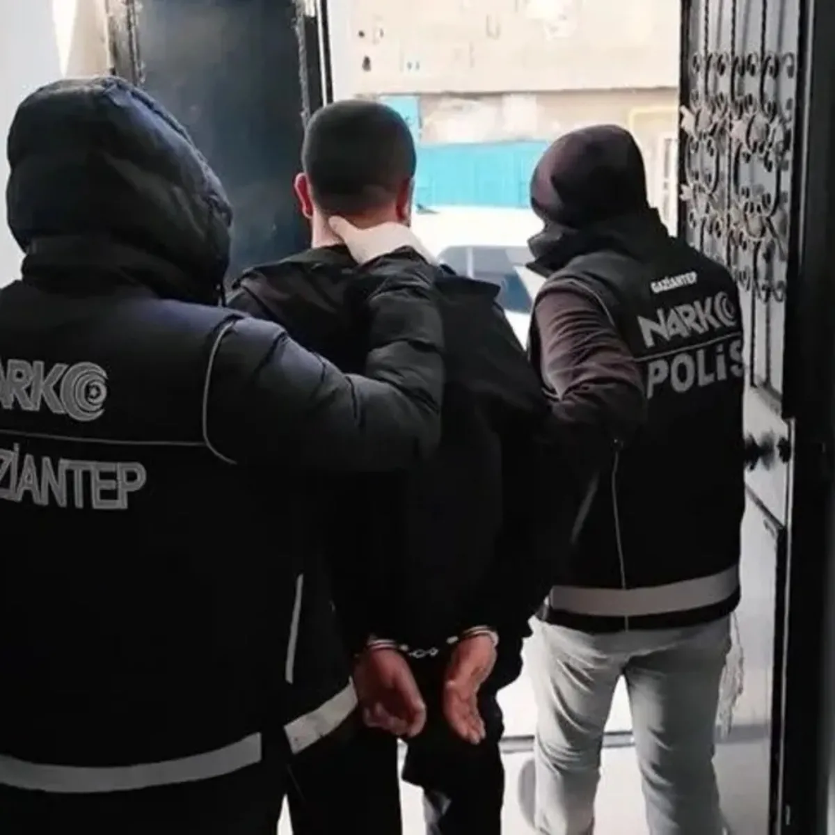Gaziantep merkezli 14 ilde Narko Kapan operasyonu! İşte 6 ay süren nefes kesen takibin detayları: 382 şüpheli gözaltında