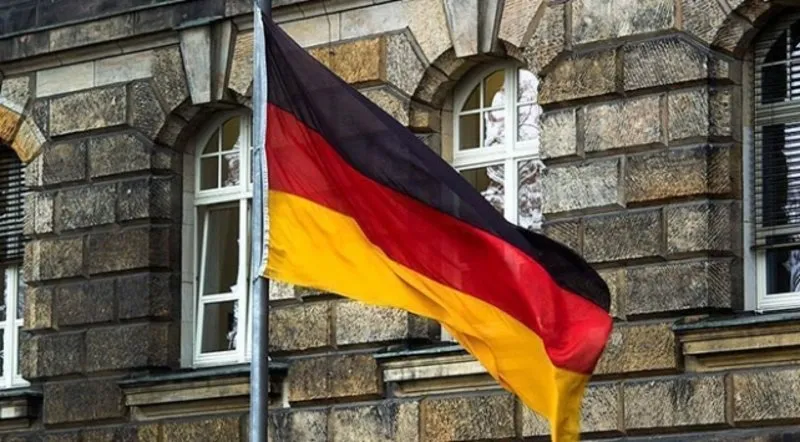 Almanya Da Bir Camiye Daha Irkci Saldiri A Haber Son Dakika Dunya Haberleri