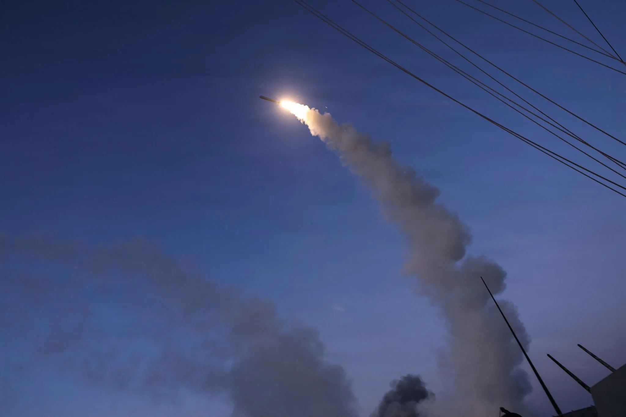 10 günde 3 bin saldırı! İran’ın en çok hedef aldığı Körfez ülkesi hangisi?