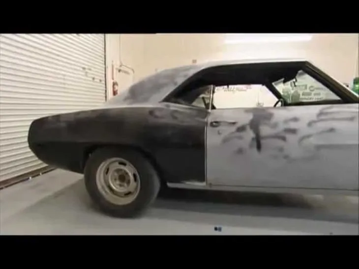 1969 model Camaro aracın son hali hayran bıraktı! Hurdalıktan satın almıştı