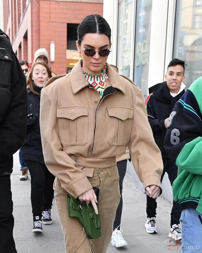 Kendall Jenner'ı çocuklarına tercih etti! 4