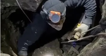 Defineciler ‘ölüm çukuru’nda yakalandı! Papa’nın geleceğini duyunca kazmadık yer bırakmadılar