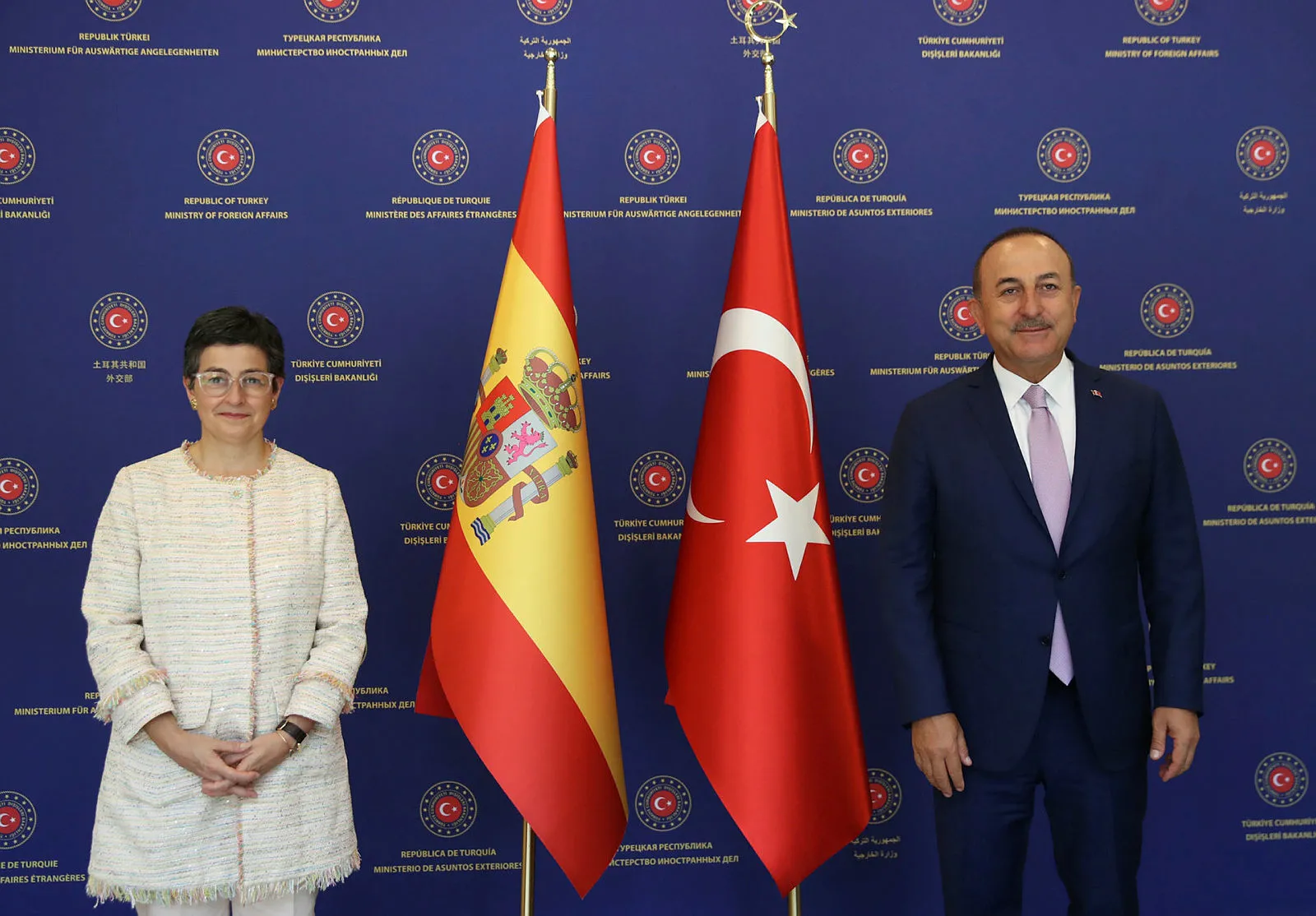 Son dakika: Bakan Çavuşoğlu'ndan net cevap: Ayasofya 1453'ten bu yana camidir