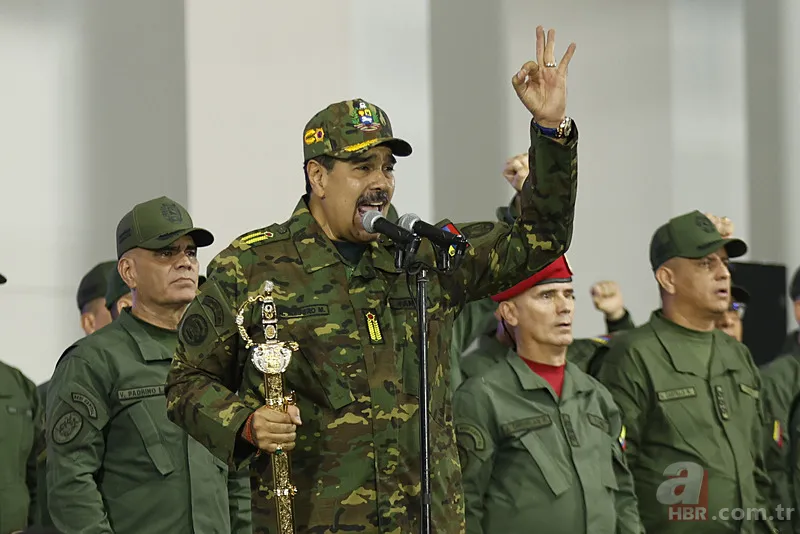 Venezuela'da gövde gösterisi! Maduro kılıcıyla sokaklara indi 3