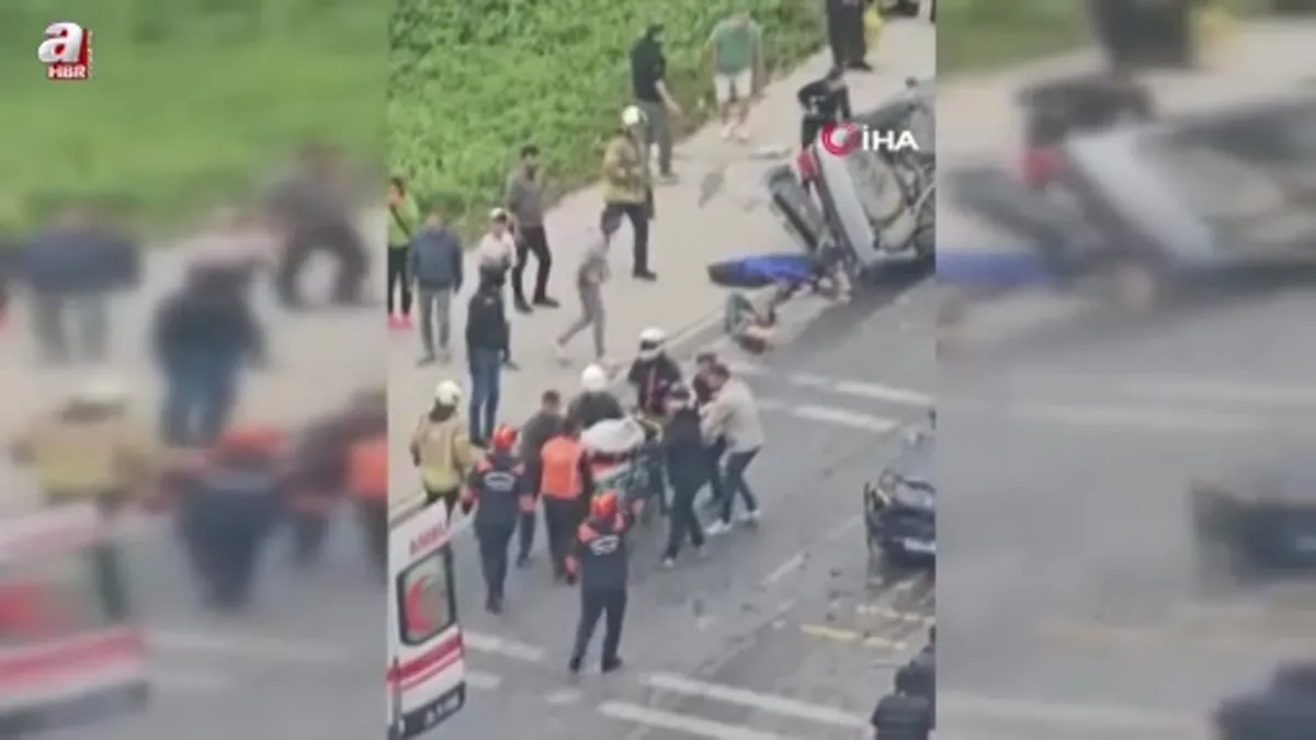 Beylikdüzü'nde kontrolden çıkan araç ters şeride daldı: 1'i ağır 4 yaralı