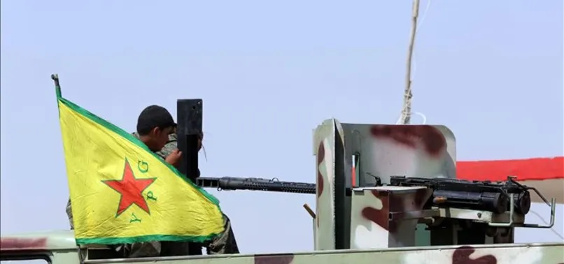 Tel Rıfat'ta terör örgütü YPG/PKK sivillerin arazilerini yaktı