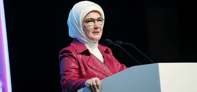 Emine Erdoğan Roma’da Capitolini Müzesi’ni ziyaret etti