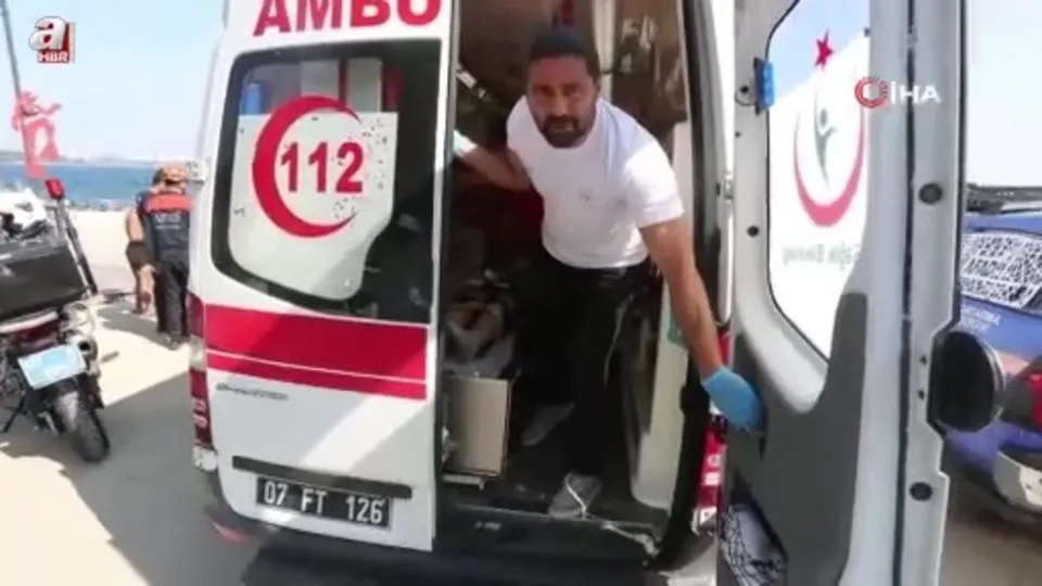 Scooter 15 yaşındaki çocuğun başına düştü