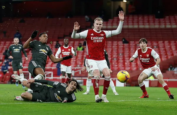 arsenal-manchester-united-macinda-gol-sesi-yok-1612037091163.jpg Arsenal - Manchester United maçında gol sesi yok! - 1