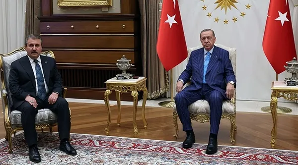 SON DAKİKA | Cumhur İttifakı’nda liste kararı! Başkan Erdoğan ile görüşen BBP lideri Destici: Ayrı listelerle seçime gidiyoruz