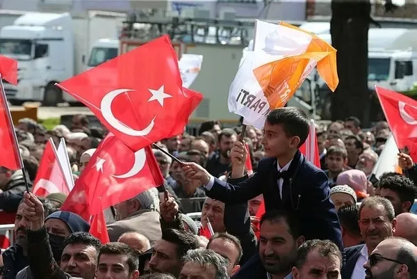 1713241729080.jpeg AK Parti’den "Türkiye’yi dinliyoruz" hamlesi! Oy kayıplarının yaşandığı bölgelerin röntgeni çekilecek - 7