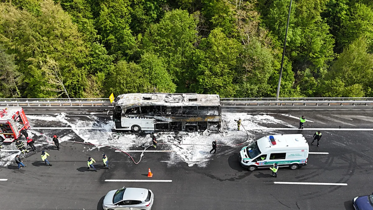 Bolu Dağı'nda yolcu otobüsü yandı