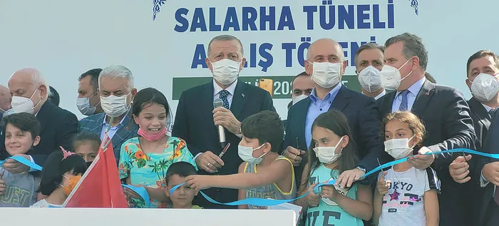 70 yıllık hayal gerçek oldu! Başkan Erdoğan Salarha Tüneli’ni hizmete açtı