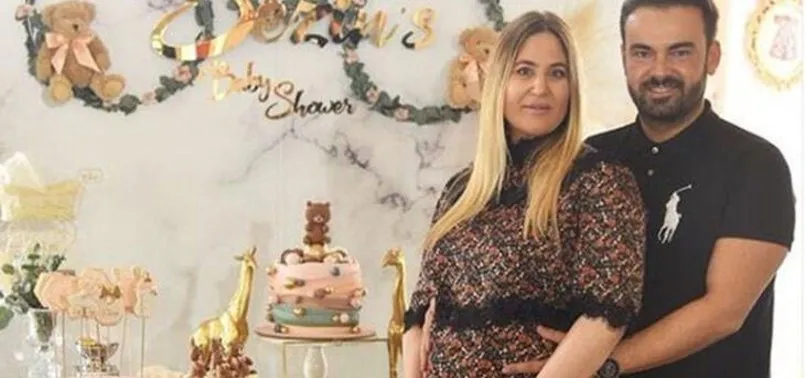 Sezin Erbil'den kızına yalıda baby shower