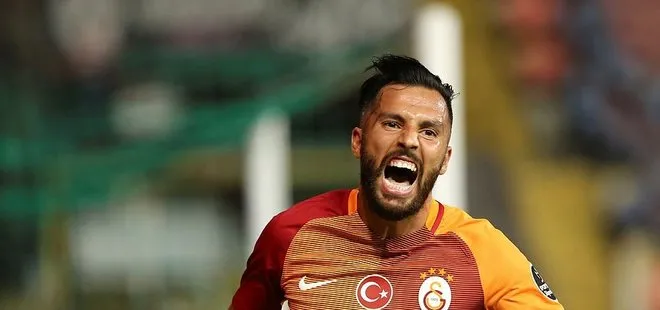 PODOLSKİ'DEN SONRA YASİN'DE YOLCU...