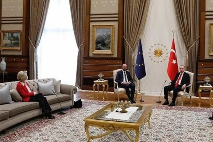 Koltuk krizinde yeni gelişme! Avrupa Komisyonu Başkanı Ursula von der Leyen AB Konseyi Başkanı Charles Michel'i son kez uyardı - 2