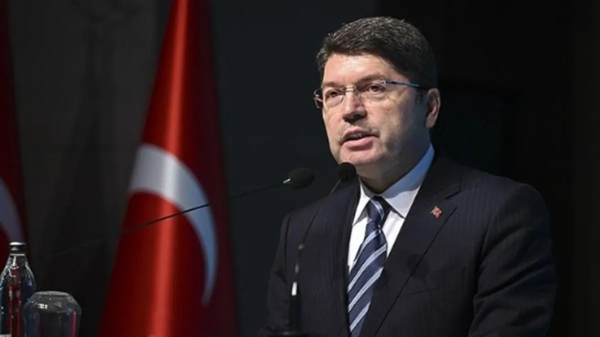 Bakan Tunç'tan 11. Yargı Paketi mesajı: Çocukların suç örgütleri tarafından istismarına net duruş koyduk