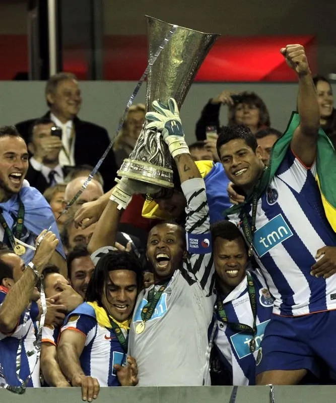 2010-11 sezonu UEFA Kupası’nın sahibi Porto