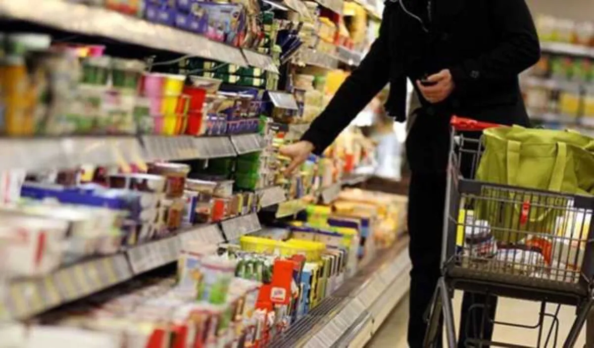 Fırsatçılar devrede: Ürünler raflara gelene kadar yüzde 1000'e kadar zamlanabiliyor!