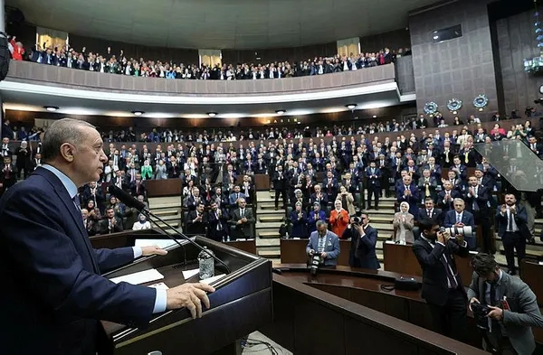 baskan-erdogandan-ak-parti-grup-toplantisinda-onemli-aciklamalar-1698228035719.jpeg Başkan Erdoğan'dan AK Parti Grup Toplantısı'nda yerel seçim mesajı: 31 Mart'a hazır olmalıyız - 9