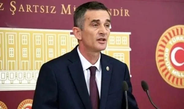 Ümit Dikbayır İYİ Parti’den ihraç edildi