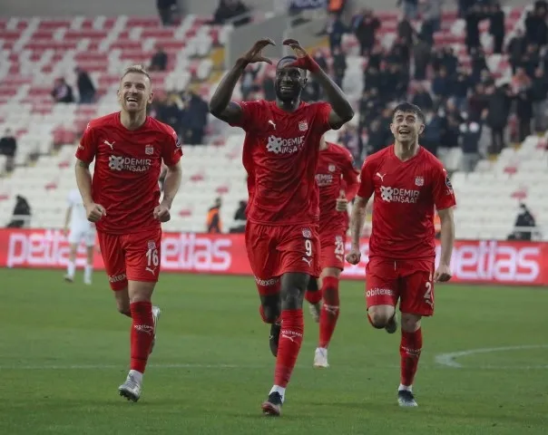 Sivas'ta Yatabare şov! Sivasspor 4-0 Hatayspor maç sonucu ÖZET - 1