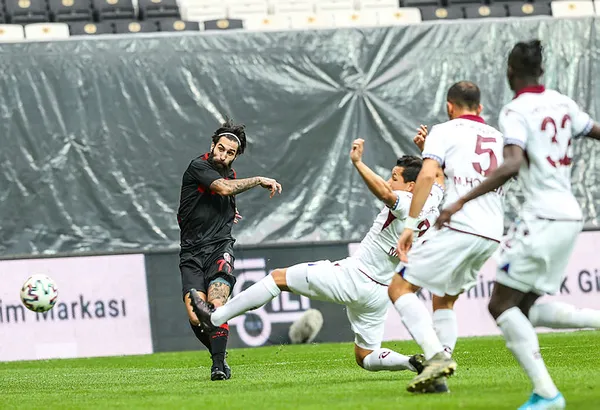 Süper lig 16 hafta karşılaşması Fatih Karagümrük 1-2 Trabzonspor MAÇ SONUCU