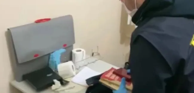 İstanbul'da kıskıvrak yakalanan FETÖ’cü emniyet müdürü Naci Özmen “Altın nesil”den çıktı... - 4